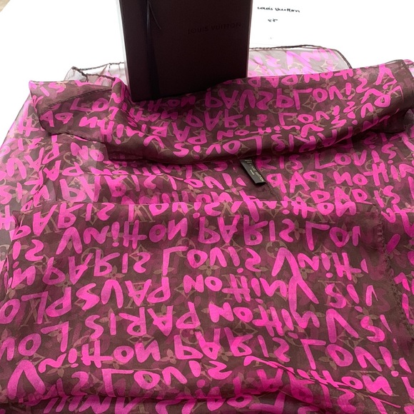 RARE Louis Vuitton Limited Edition Neon 💕Pink LV Stephen Sprouse Graffiti Scarf - Picture 4 of 16